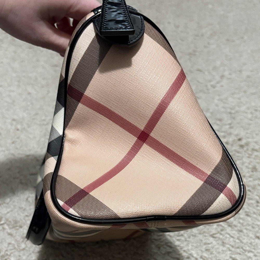 Burberry Tan and Black Checkered Satchel - Picture 2 of 8